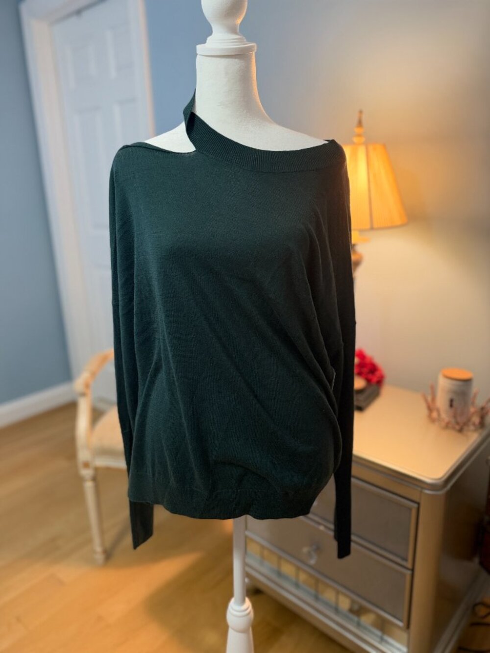 Melrose and Market Green Long Sleeve with Shoulder Cut-out, XL, NEW WITH TAGS
